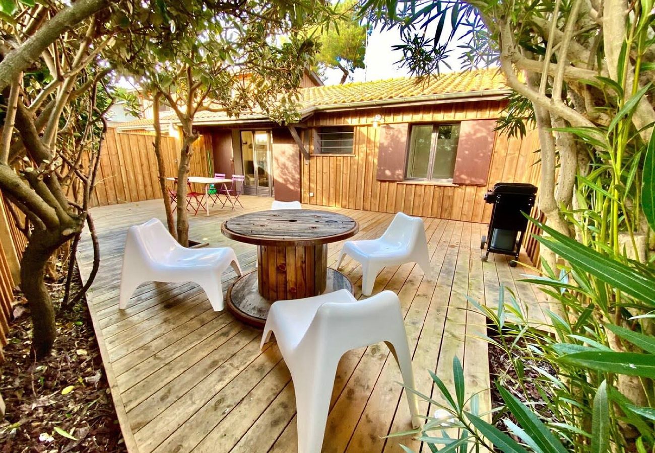 Maison à Lège-Cap-Ferret - Rouge Gorge pour 4 vacanciers au Ferret