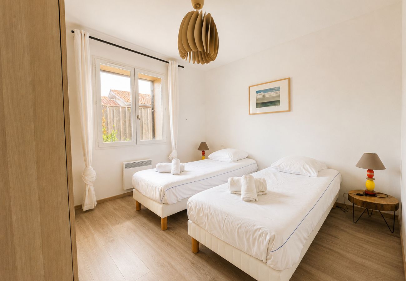 Maison à Lège-Cap-Ferret - Rouge Gorge pour 4 vacanciers au Ferret