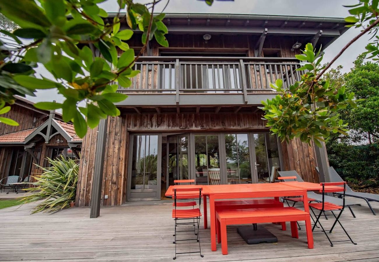 Villa à Lège-Cap-Ferret - Villa Réservoirs à Piraillan pour 10