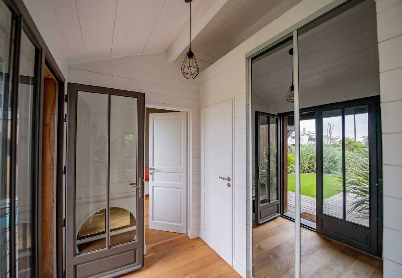 Villa à Lège-Cap-Ferret - Villa Réservoirs à Piraillan pour 10