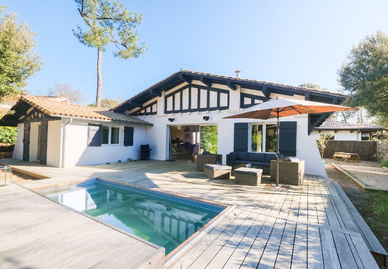 Villa à La Teste-de-Buch - La Chênaie : villa vacances 12 personnes