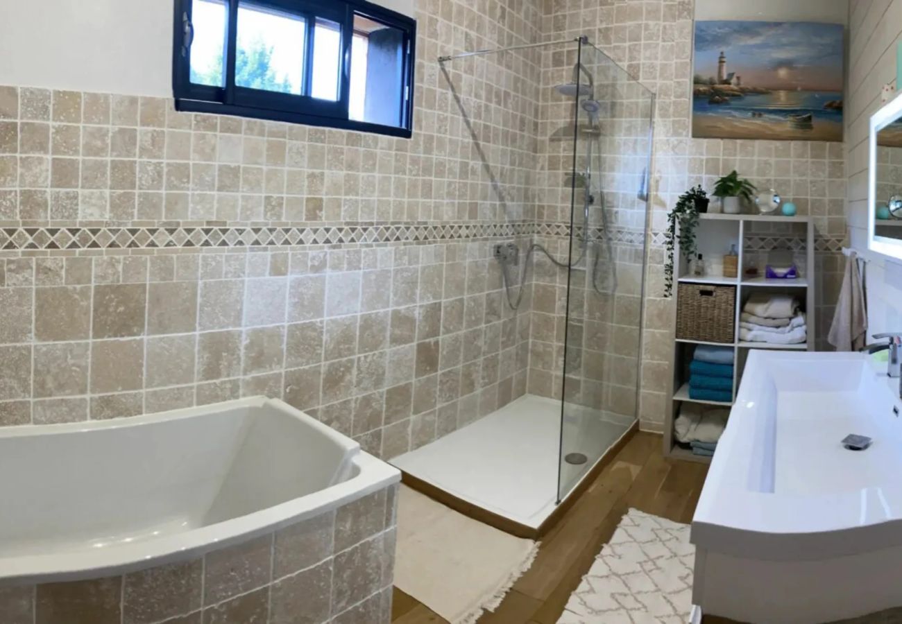 Maison à Lège-Cap-Ferret - Simon : villa de vacances avec piscine pour 6