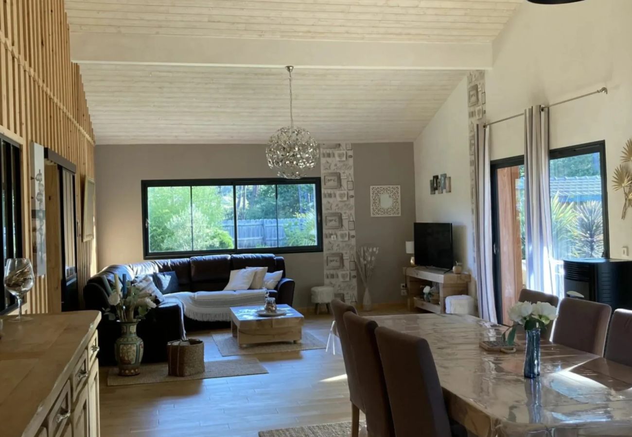 Maison à Lège-Cap-Ferret - Simon : villa de vacances avec piscine pour 6